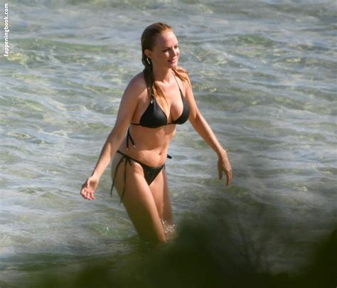 Heather Graham Jessicag8081 Nude OnlyFans Leaks Fappening FappeningBook