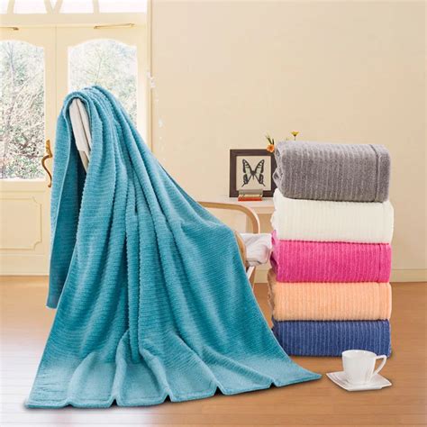 Sunnyrain 1 Piece Solid Color Jacquard Cotton Bath Towel For Adults