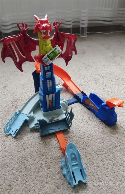 Hot Wheels Automobili Trasa Skelbiu Lt