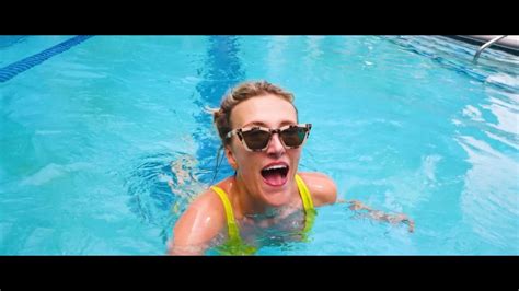 Suzan Stortelder In Bikini In Nieuwe Videoclip Suzan En Freek Het Bn Er Archief