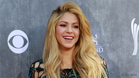 Shakira Sets New Facebook World Record After Reaching Million Likes