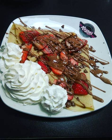 😍😍 #kaspas #kaspasdesserts #dessertporn #foodstagram #sweetlovers #desserts #crêpes #love # ...