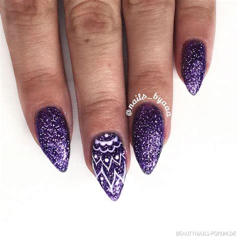 Geniale Lila Nageldesign Bilder