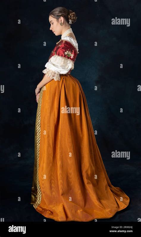 Renaissance Costumes Hi Res Stock Photography And Images Alamy