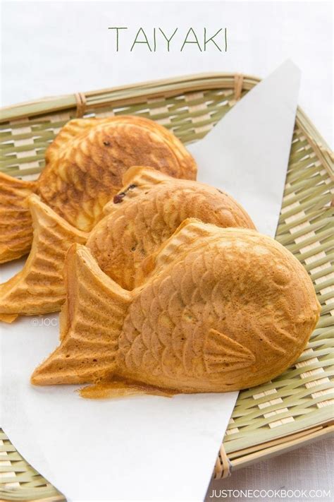 Taiyaki Video 鯛焼き Recipe Asian desserts Food Easy japanese recipes