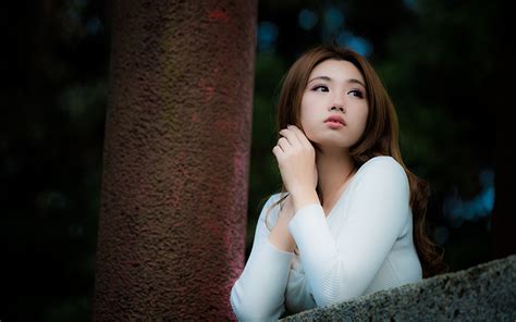 Wallpaper Brown Haired Bokeh Female Asian Hands Staring