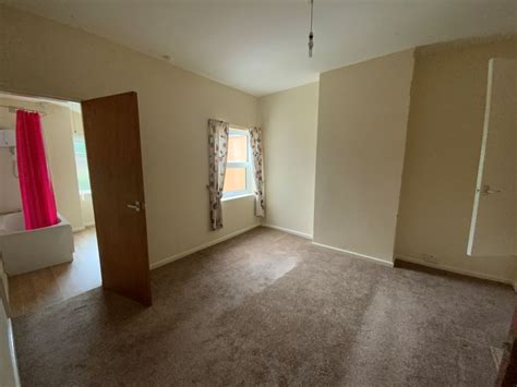 Bedroom Mid Terraced House In Erdington Property Auctions Bond Wolfe