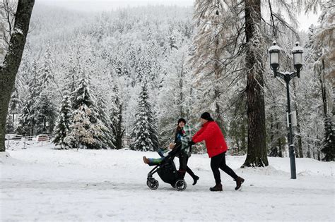 W Tatrach Intensywne Opady Niegu Bia O Zrobi Si Nie Tylko Na Podhalu