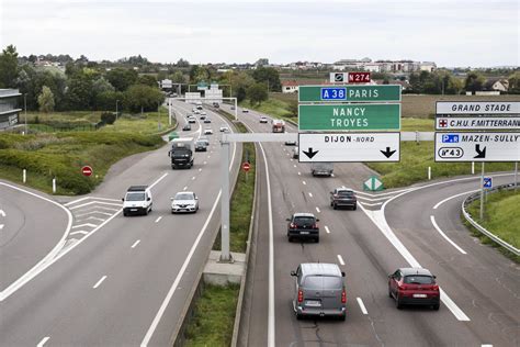 Trafic Routier Une Partie De La Rocade De Dijon Ferm E La