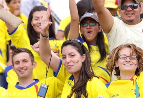 Las aficionadas guapas y sexys de América Latina Spanish china org cn 中国最权威的西班牙语新闻网站