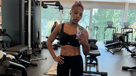Serena Williams Does More With Less In New Bikini Photos Reality Tea