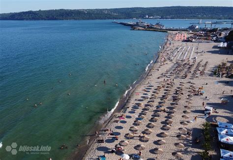 Hrvati Zadovoljni Sezonom Susjede Posjetilo Milijuna Turista