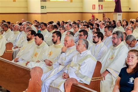 Dom Geovane Luís preside pela primeira vez a missa do Crisma e da