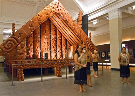 Auckland Museum Maori Performers In Front Of Marae Flickr