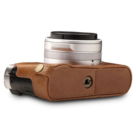 Megagear Leica D Lux 7 Ever Ready Top Grain Leather Camera Half Case And Megagear Store