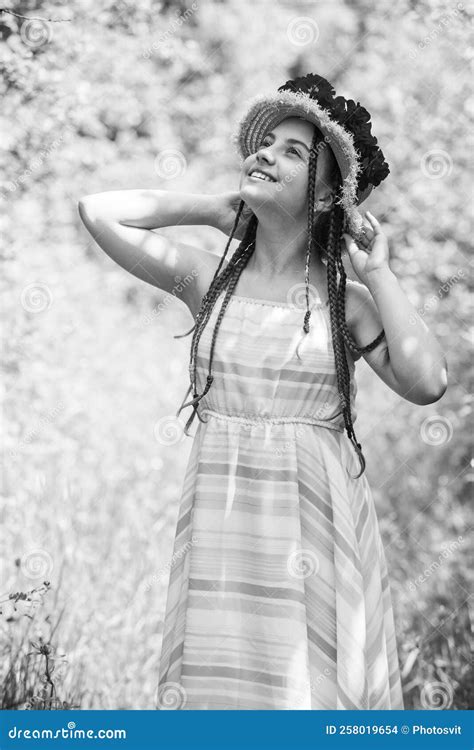 Happy Kid Girl in Straw Hat with Rose Flowers in Summer Nature ...