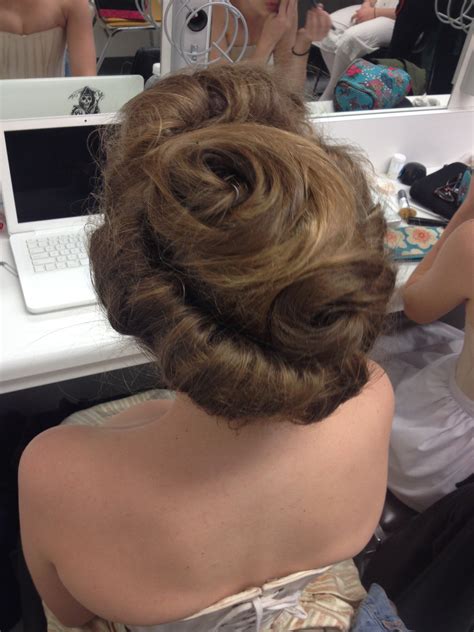 Gibson Girl Katiebettini Gibsongirl Updo Seagull Old Hairstyles Vintage Hairstyles Pin Up