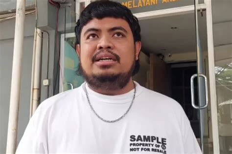 Profil Dan Agama Rigen Rakelna Komika Yang Dimiripin Dengan Appa Dalam