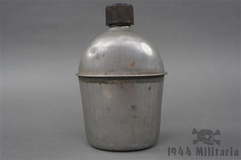 Original Us Wwii Canteen Flask Dated