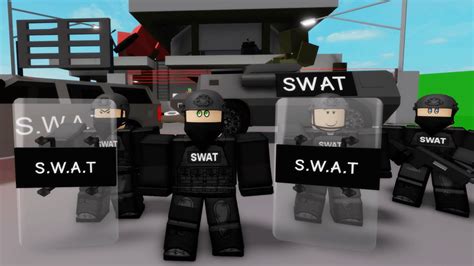 SWAT HOUSE RAID IN BROOKHAVEN RP Roblox YouTube