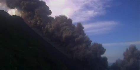 Italy Volcano Eruption | Myanmar International TV