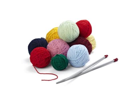 How To Choose Yarn For A Knitting Project | Knitting Women