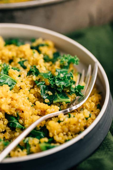 Simple Kale Quinoa (Vegan, Gluten Free) - The Veggie Chick