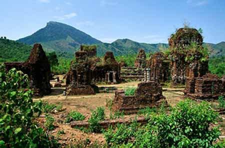 Ten best places to visit in Vietnam, Touropia finds