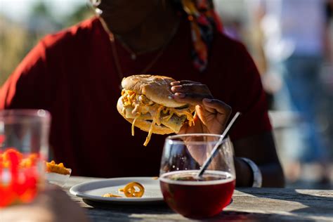 Michigan Makers Tap into Blossoming Trend Mating Apple Beverage and