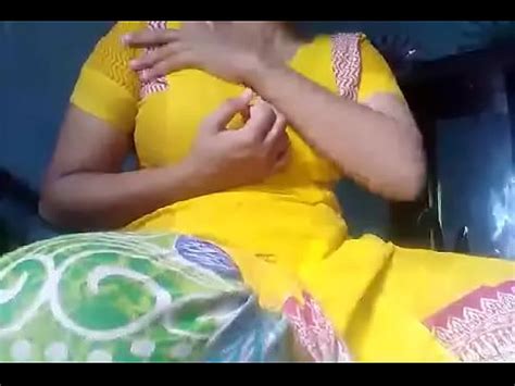 BD GF Showing Boobs On Camera For Her BF XVIDEOS