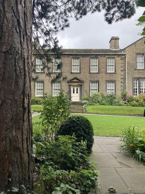 Bronte Parsonage Museum Walk Welcome To Yorkshire