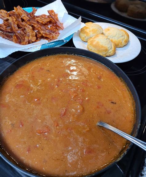 Southern-Style Bacon Tomato Gravy - old fashioned recipes