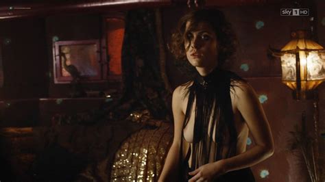 Naked Liv Lisa Fries In Babylon Berlin