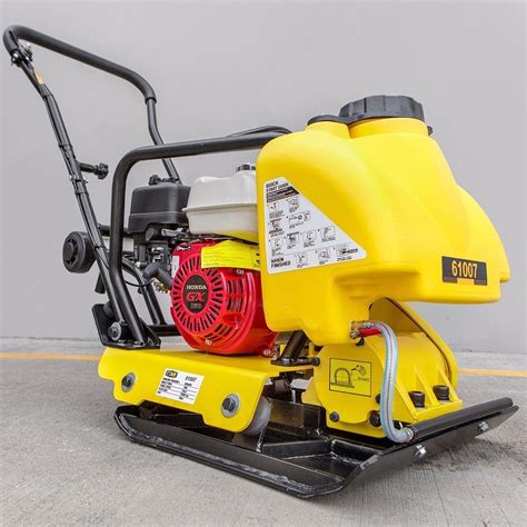 PLATE COMPACTOR ‘honda” GAS 6.5HP W/5 GAL WATER TANK – Build Master Tools