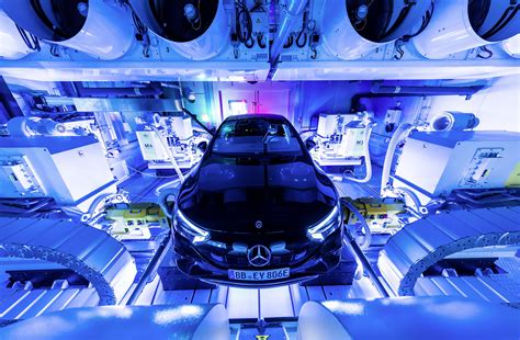 Electricdrives Mercedes Benz Invests €200 Million In Electric Vehicle Ev Software Hub