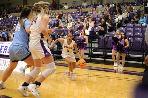 Umhb Womens Basketball Ranked In Both National Polls Heading Into