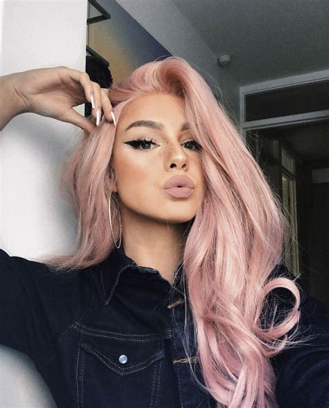 45 Stunning And Awesome Pink Hair Style In 2020 Long Thin Hair Pink