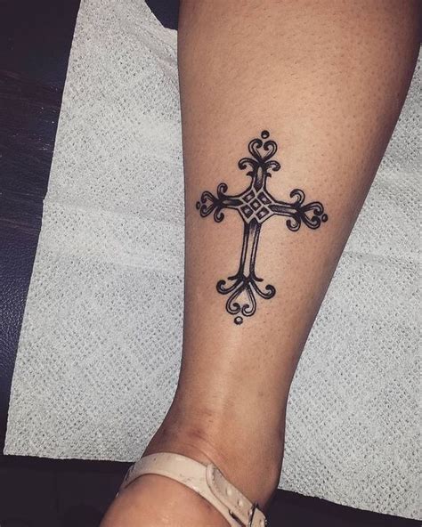 Pretty Cross Tattoos On Wrist For Women