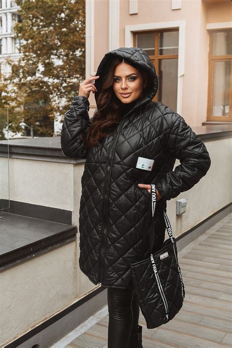 Женская стильная стеганная в ромбик удлиненная весенняя куртка с ...