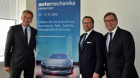 Messe Zukunftsweisende L Sungen Auf Der Automechanika