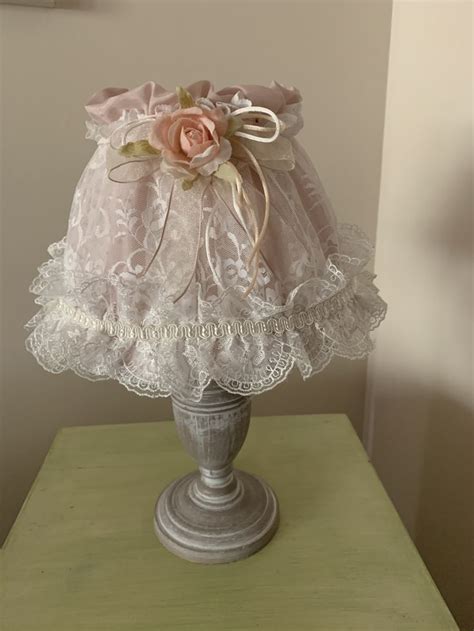 Pin Di Yoly Parra Su Lamparas Lampade Shabby Chic Idee Creative