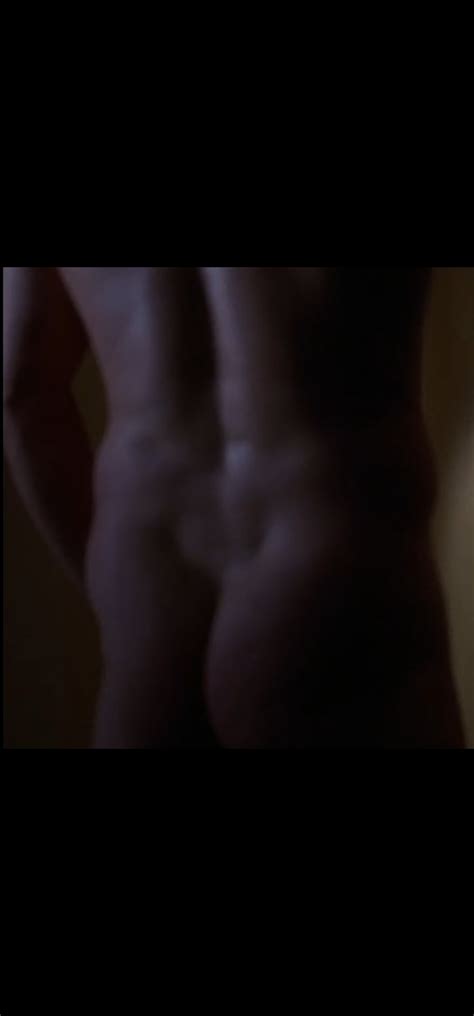 Naked Man Scene ThisVid em inglês