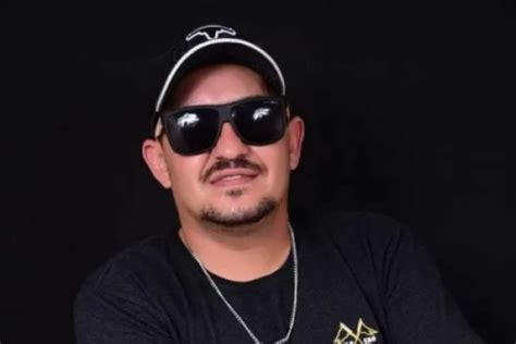 Cantor Sertanejo Morre Em Acidente Tr Gico Ap S Batida Brusca Em