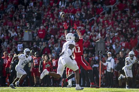 Bearcats Pierce And Dublanko Earn Aac Weekly Honor Roll The Front