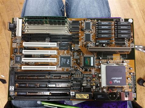 Found Probably One Of The Oldest Motherboard I Have Ever Seen R Pcmasterrace