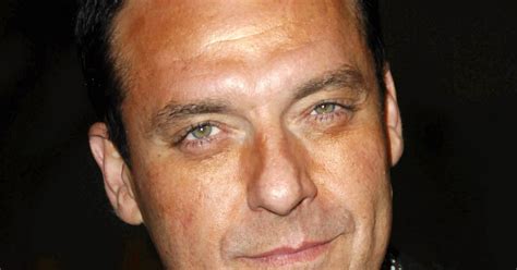 États Unis L acteur Tom Sizemore 61 ans dans le coma après une