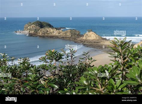 View looking down at Five Rocks in Byfield National Park Stock Photo ...