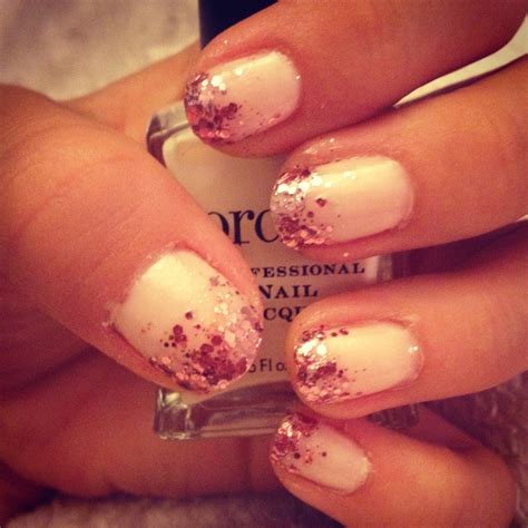 Ombr With Nude And Pink Sparkles One Of My Favorite Manis Orchid Barely There And Essie