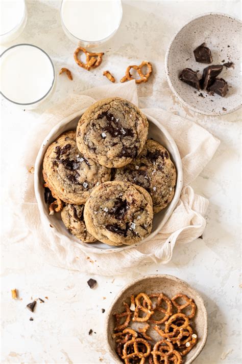 Chocolate Chunk Pretzel Cookies Simply Unbeetable