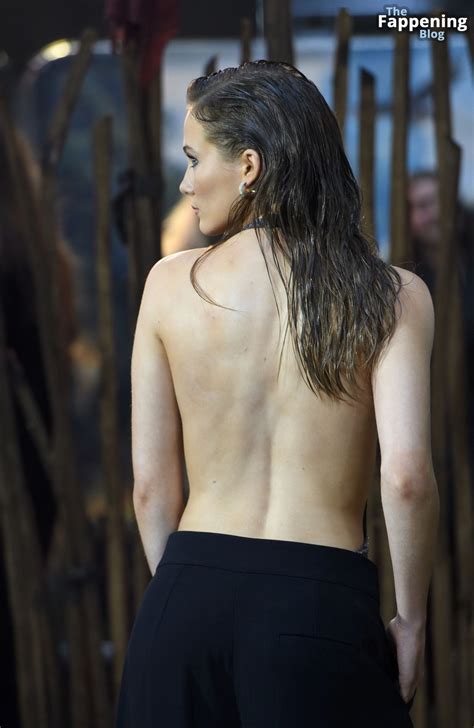 Freya Allan Freyaallan Nude Leaks Photo 301 TheFappening